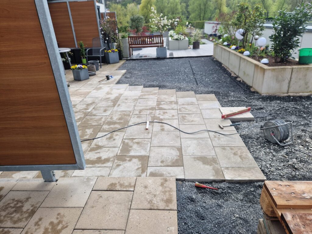 Terrassenbau fast fertig